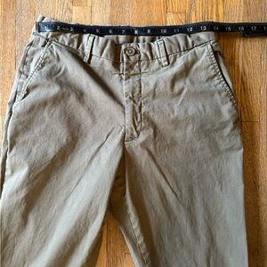 Banana Republic Men's Mushroom Khaki Chinos